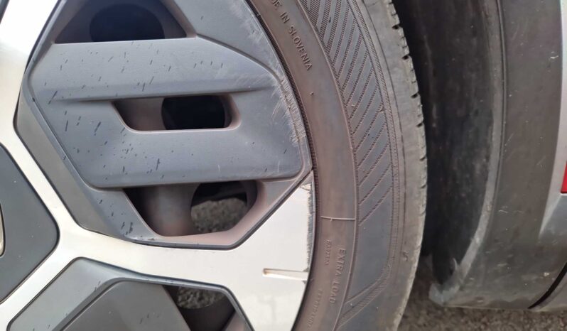 
								CITROEN C4 2022 full									