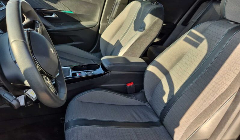 
								PEUGEOT 2008 ALLURE 1.2 PURETECH 100CV 2023 full									