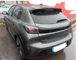 
										PEUGEOT 208 GT 1.5 BLUEHDI 100CV 2022 full									