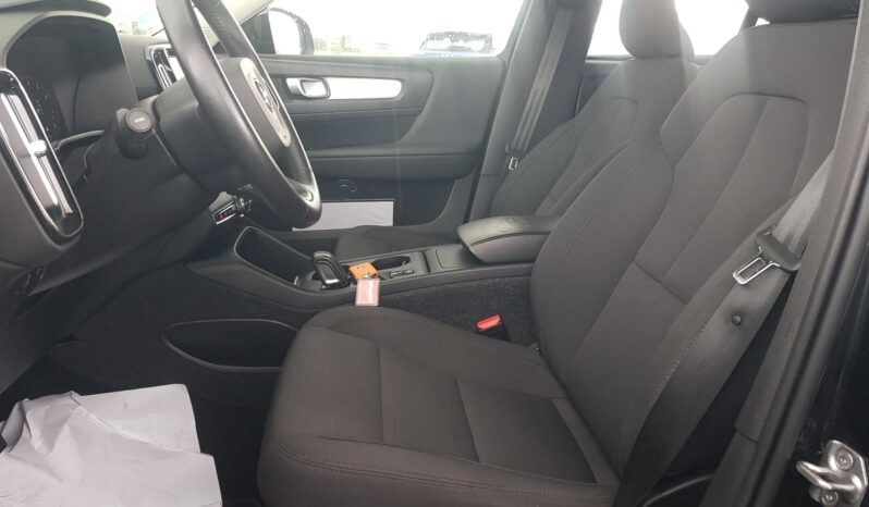 
								VOLVO XC40 MOMENTUM PRO B4 2.0 197CV AWD AUT 2021 full									