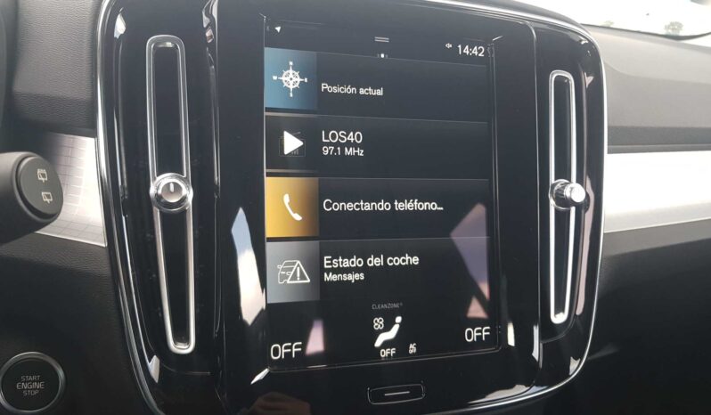 
								VOLVO XC40 MOMENTUM PRO B4 2.0 197CV AWD AUT 2021 full									